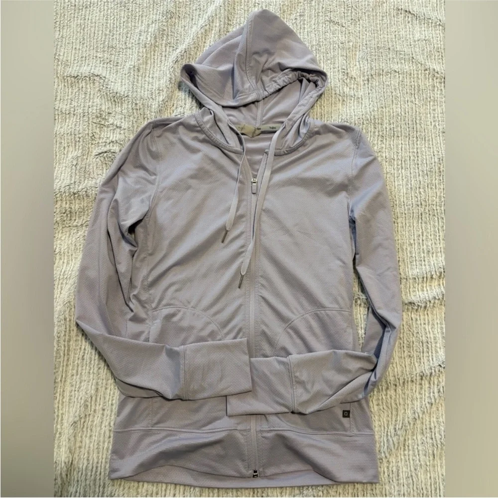 HYBA Women’s Lilac Hooded Yoga Zip Up Sweater - Picture 3 of 3